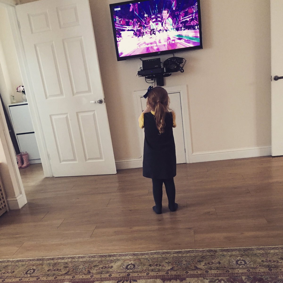 annaclinton's tweet photo. My 3 year old strictly obsessed thankgod for catch up @bbcstrictly @RuthieeL @MollieKing https://t.co/cKGBSu5d1D