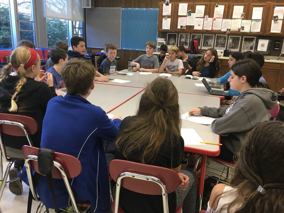 Shenach109's tweet photo. Socratic Seminar with #camcore2 @109shepard #engage109 https://t.co/HIHbpFnXV3
