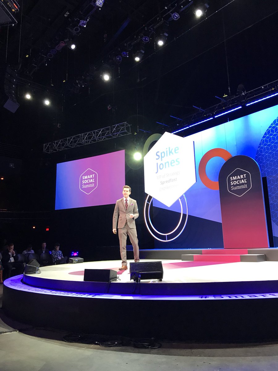 newmanikki's tweet photo. Kicking off Day 2 of #SmartSocialSummit with #SpredWater! 💧 https://t.co/pHsbn71XXz