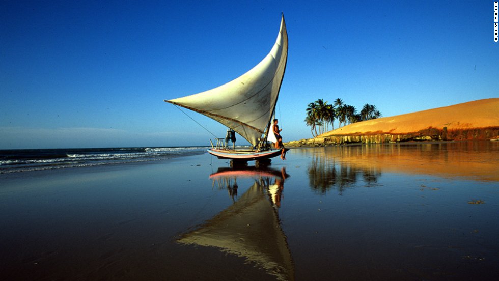 CNNTravel's tweet photo. 20 most beautiful places in Brazil: https://t.co/PKqF3ywlHn https://t.co/QJgJXgIB1x