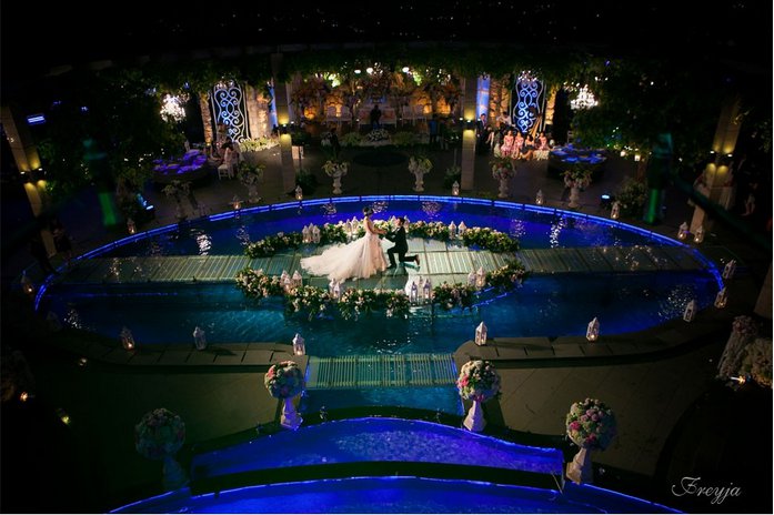 16 Tempat Resepsi Pernikahan Outdoor di Bandung bit.ly/2c1XNzb #inimahBDG