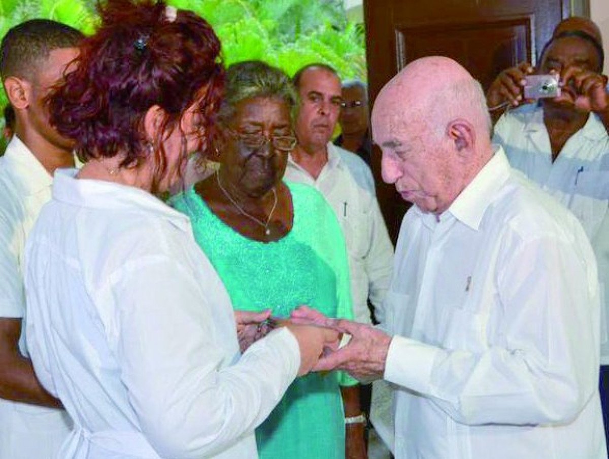 El Instituto que ha dado a #Cuba y al mundo más de 80 000 profesionales goo.gl/MqZprm