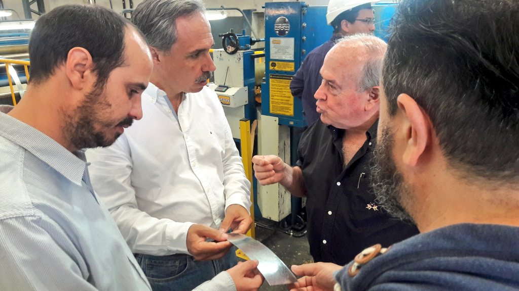 joserarteaga's tweet photo. En #1País trabajamos en defensa de la Pyme pq 7 de cada 10 obreros se desempeñan en ellas. Hay que disminuir la presión impositiva al sector https://t.co/vbTSsXCiXH