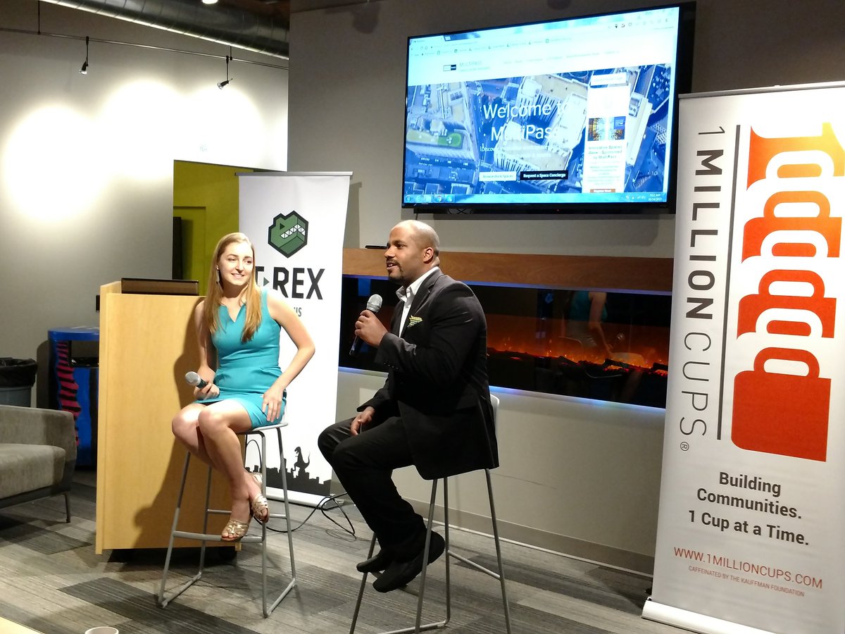 1MillionCupsSTL's tweet photo. #MultiPassApp shares their vision for access to network of amazing co-working spaces! #innovativespacesweek #1MCSTL #1MC @DowntownTREX https://t.co/BKxHg9tuGa