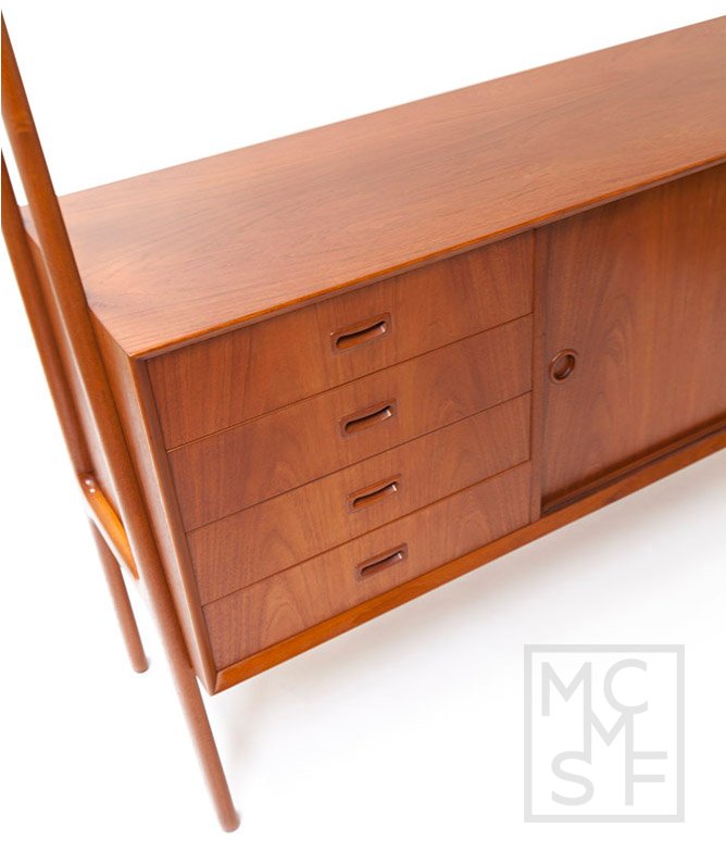 mcmsanfrancisco's tweet photo. Sneak peak of the Gunni Omann Hutch #midcentury #hutch #modern #midcenturymodern #sf #sanfrancisco #interior #interiordesign #sfinterior https://t.co/9V1aSWEy3A
