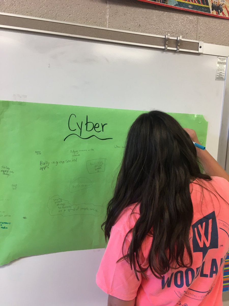 Hunter35CMS's tweet photo. What’s better than Taylor Swift + discussing bullying??? #CMSHealth #Mean #ccsdtn https://t.co/mWAgAI5NDj