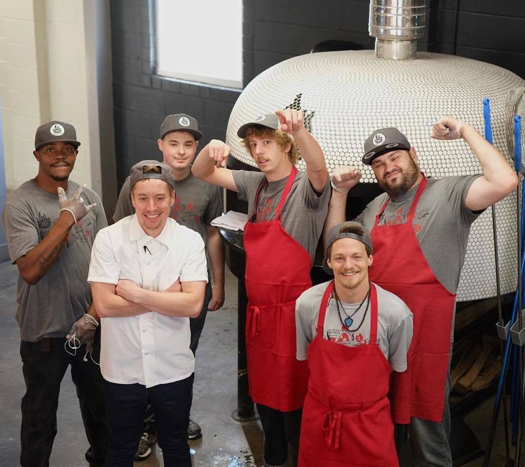 HELLO DAYTON!! WE ARE OLD SCRATCH PIZZA. WE'RE MAKIMG FLOUR, WATER, AND SALT COOL AGAIN. WISH US HAPPY BIRTHDAY!! … ift.tt/2giHMIy