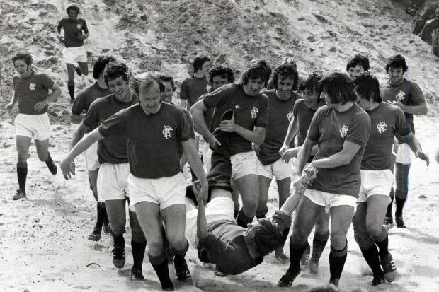 Rangers FC & Linfield FC on Twitter: "Alex MacDonald being carried ...
