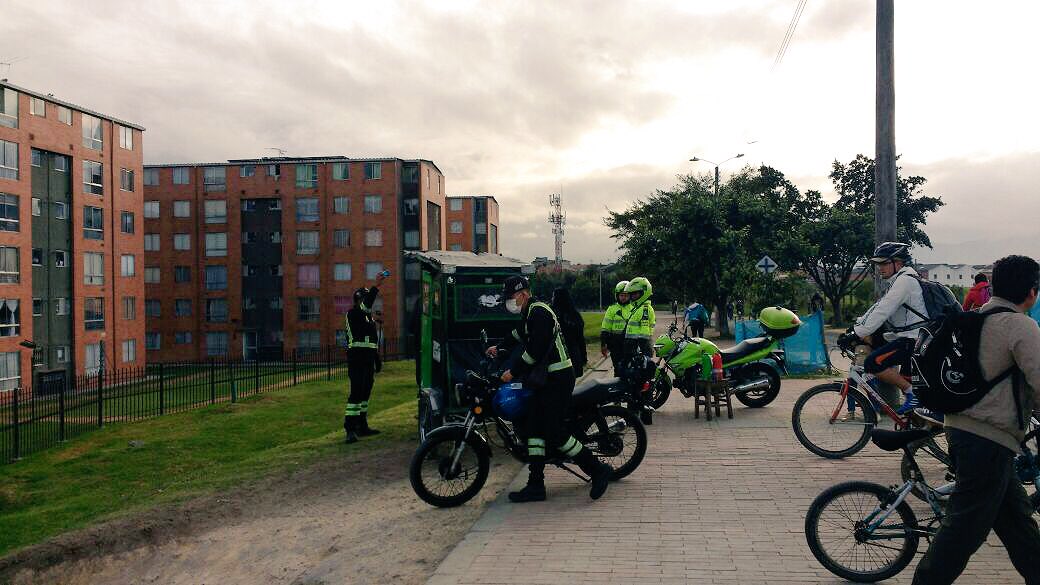 SectorMovilidad's tweet image. 👮🏻‍♀️🚨Junto a @TransitoBta seguimos adelantando operativos contra ciclomotores en Kennedy:

📋16 comparendos
🚓13 inmovilizados

@Bocarejo_JP