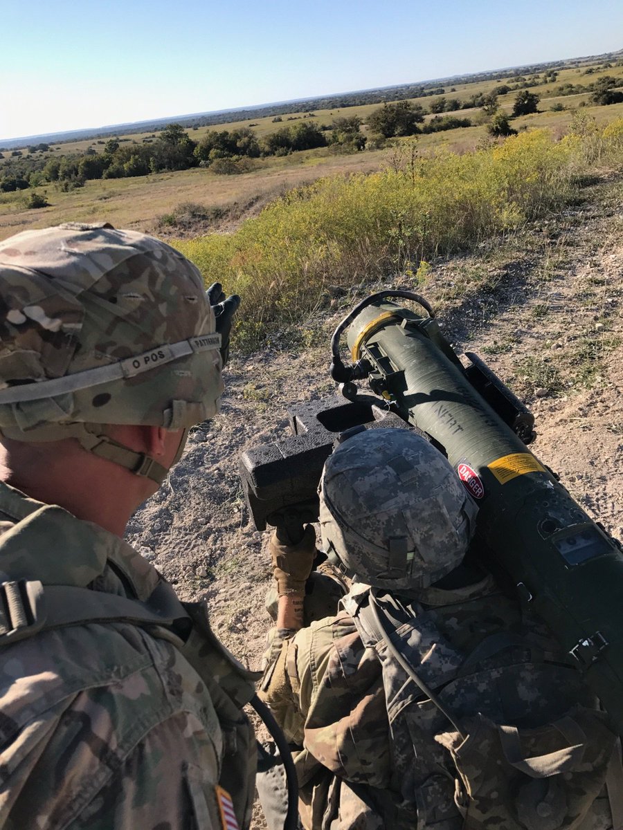 SabreSquadron's tweet photo. SGT Schwenke, SPC Hamm, SGT Patterson, and PV2 Lensbour training with 1st PLT, Grim Troop on the Javelin weapon system. #SabreReady https://t.co/hAcMMXECU4