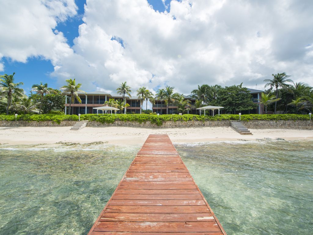 budgetcayman's tweet photo. When you wake up to this #GrandCayman https://t.co/CaEq7y5p1k