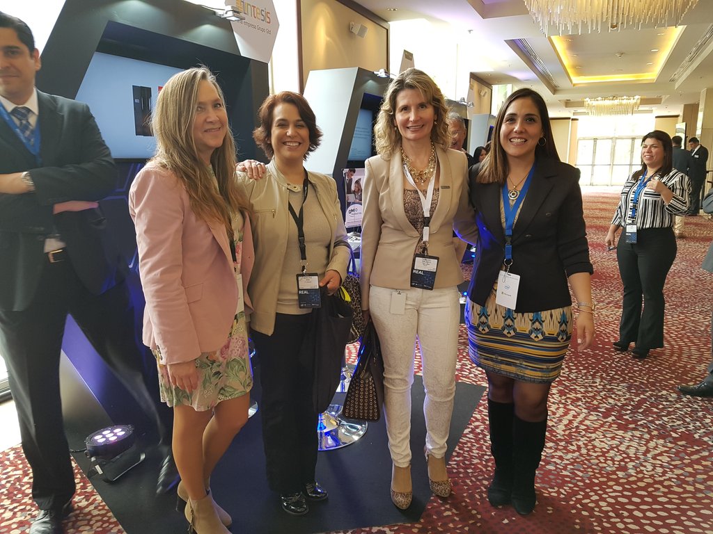 amparoatdell's tweet photo. #DellEMCForumChile https://t.co/EOzI3QpL1t
