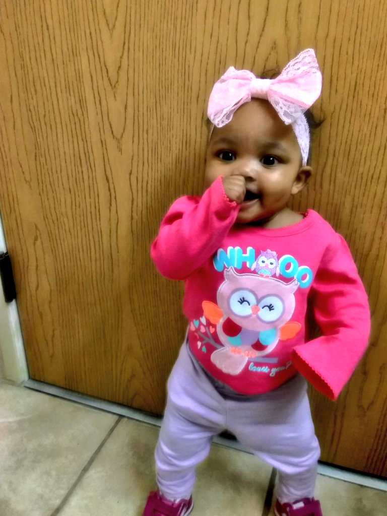 Gabby3much_'s tweet photo. 6Months 🗣️😍 &amp; Standing Up All On Her Own 🤘💕 https://t.co/Zb51gRTbs0