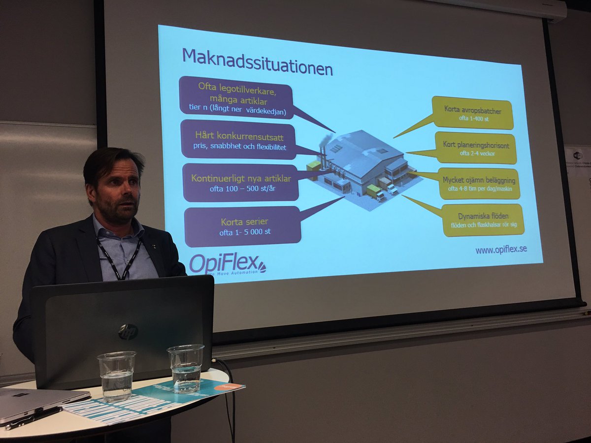 AutomaTHINK's tweet photo. Johan Frisk på OpiFlex/Producera i Sverige beskriver en marknadssituation som kräver mer och flexibel automation för att hänga med #fkg https://t.co/Ta6kpFzZHn