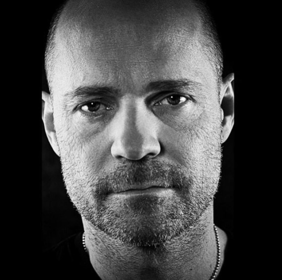 ryanmurphyinc's tweet photo. Our hearts hurt today 💔 #RipGord #TheHip #Canada https://t.co/exkgt0r851