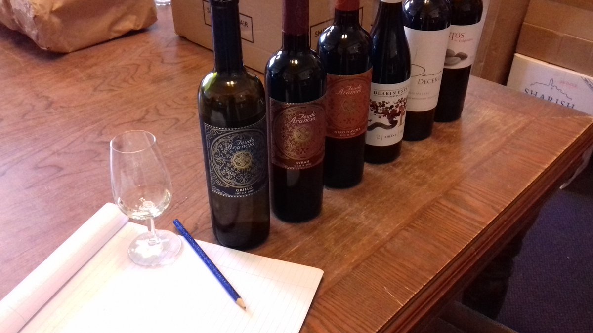 oldschoolwines's tweet photo. Pondering on some new wines for the winter season! #Hardwork #WineWednesday #tasting #newwines #ChristmasIsComing https://t.co/0myJ6rbNPM