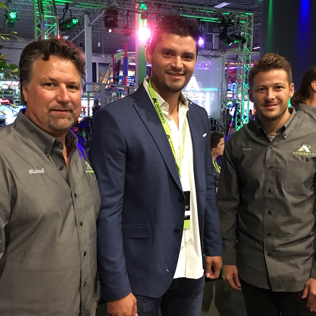 DFCastro33's tweet photo. What a great night with the #andrettivip @MarioAndretti @MarcoAndretti @michaelandretti great people! https://t.co/WNvqUkpuIu