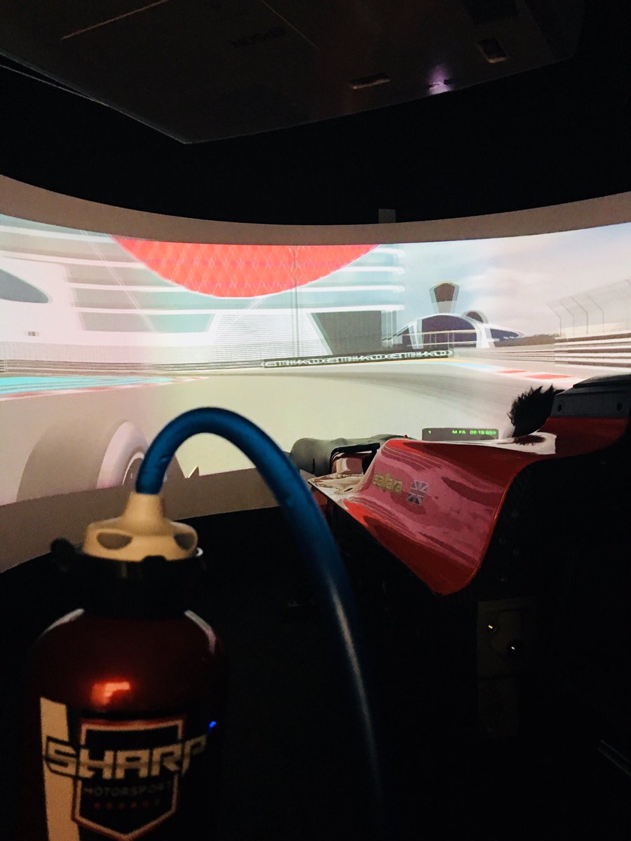 YRDA_'s tweet photo. It’s @JammaSharp in the sim getting faster with every lap #gojammago #jammatime https://t.co/HXaFLu2OXe