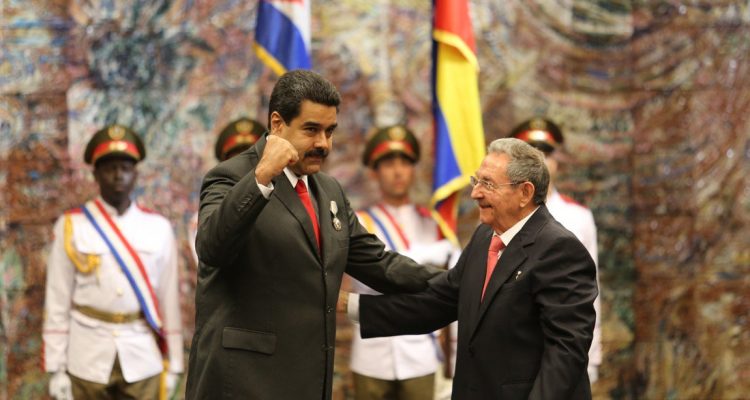 Por Definir tweet media