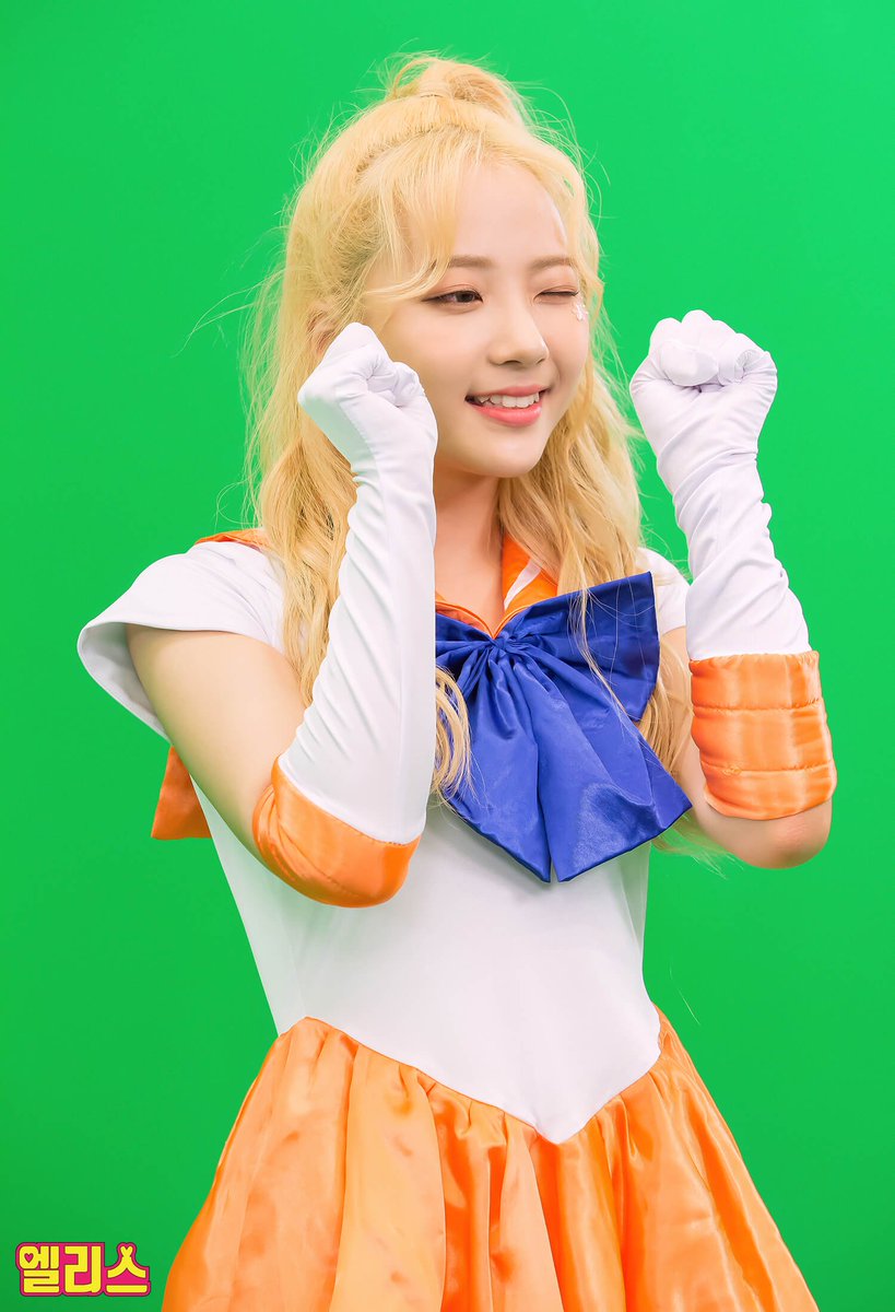 forELRIS's tweet photo. Hyeseong as Venus ♡ 171016 Sailor Moon choero video behind photos
→ all photos: https://t.co/NGgGlJQYOh
#소희 #유경 #가린 #벨라 #혜성 #엘리스 #ELRIS https://t.co/FHSgodPbmb