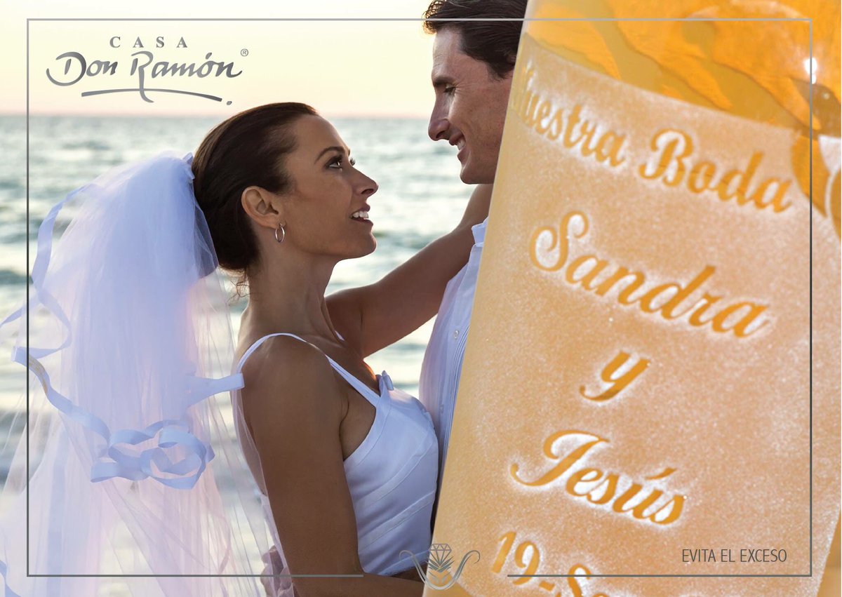 casadonramon's tweet photo. Para  #Boda #Evento especial tenemos #BotellasPersonalizadas atendemos #Pedidos distribuidores@garfifiestas.com tel: 55-26-59-15-72 https://t.co/vVy8Vgjxza