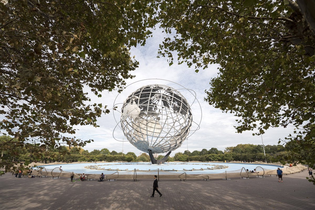 ART2030org's tweet photo. #ThisWeeksFavourite from @aiww and @PublicArtFund: "Good Fences Make Good Neighbours"#ArtforGlobalGoals #Goal10 #Goal11 #Goal16 #ART2030 https://t.co/7wdDt07gjk