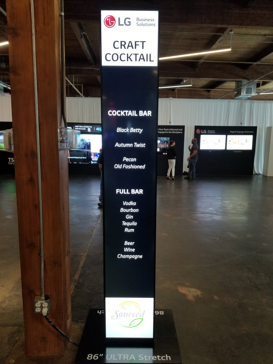 brianwainstein's tweet photo. Gotta love the digital signage tower. Quite the party going on here. #LGontheRoad https://t.co/sgyWNiJLL9
