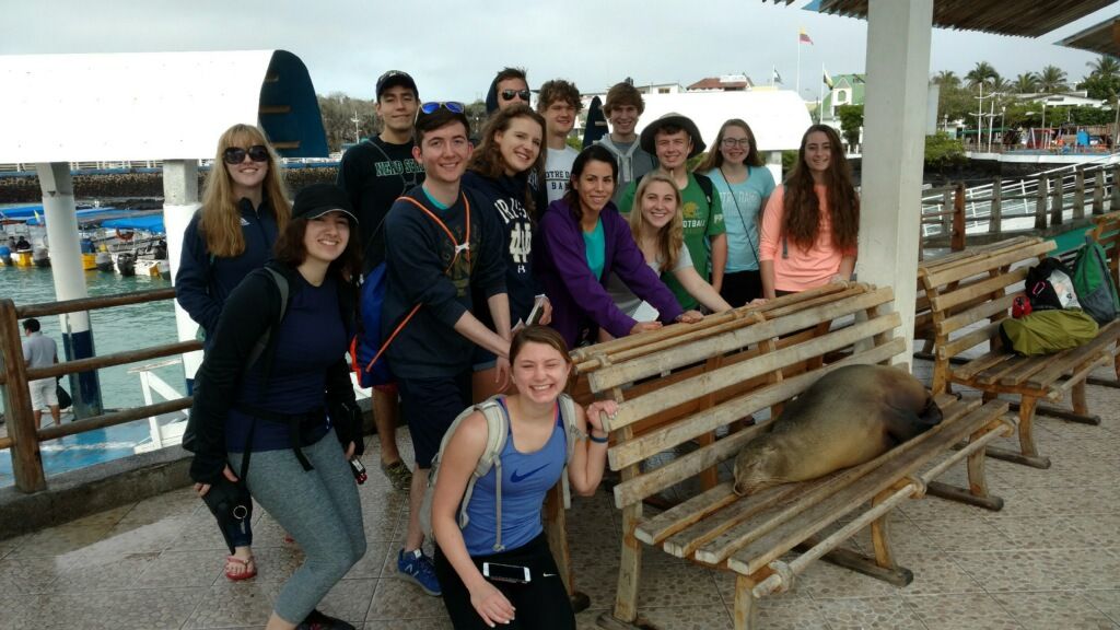 NotreDameGlobal's tweet photo. Thanks to our friends in @NDBios for leading this year's #fallbreak study abroad program in Galapagos! #gofurtherND #NDBio https://t.co/gspoISzrNl