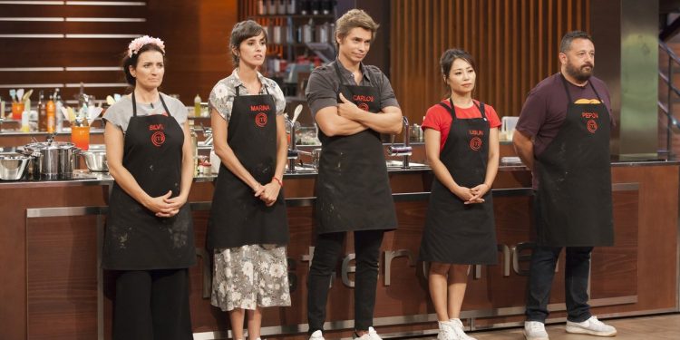 eltelevisero's tweet photo. .@MasterChef_es hace justicia y repesca a la favorita @silviabril en su programa 100 https://t.co/i0aLpYf2hb #MCCelebrity #MasterChef100 https://t.co/41pqV6nFAD