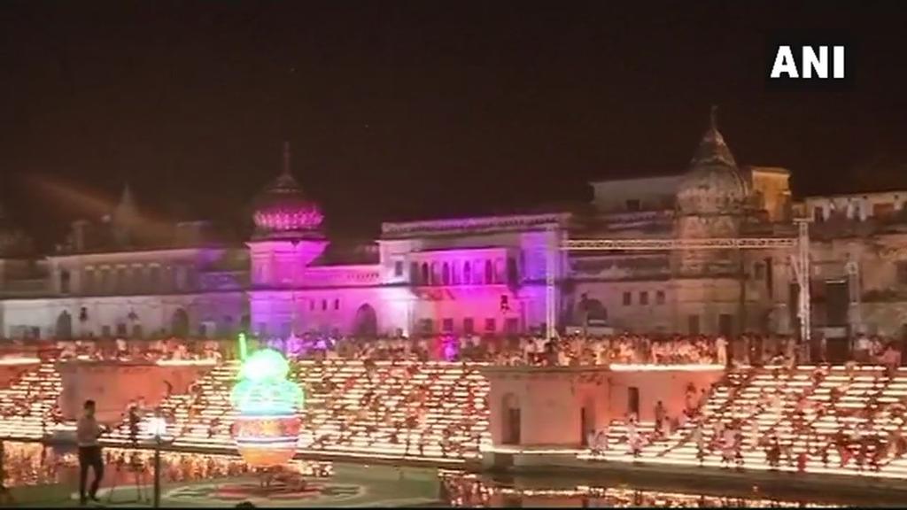 LuckyNamdeo001's tweet photo. #DiwaliInAyodhya
ऐसे प्रयासो का सभी दलों को दलगत राजनीति से ऊपर उठकर स्वागत करना चाहिए
इस जनभागीदार आयोजन काे सफलता हेतु @UPGovt को धन्यवाद https://t.co/T9r0Eu709c