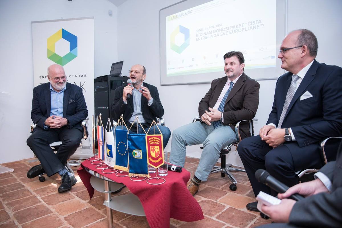 crobiom's tweet photo. #CROBIOM participated in #CroEnergy discussing energy projects funding and innovations in energy with the comment on #EUCleanEnergypackage https://t.co/AZFagUykzv