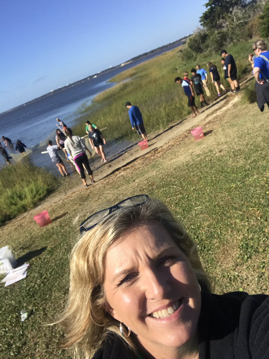 Lisa Robinson tweet media