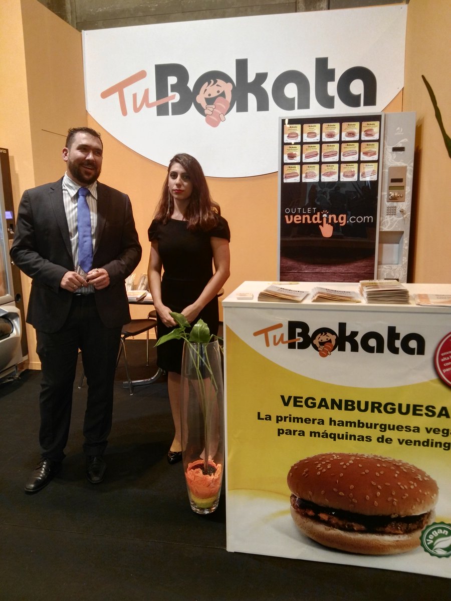 Vendiberica's tweet photo. Hamburguesas sanas de vending en @TuBocata #vendiberica2017 https://t.co/g6xCLD6Z1V