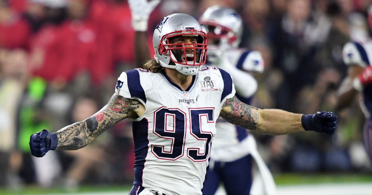 pats_junkie's tweet photo. Chris Long Incredible. #PatriotsNation #HighlyRespect https://t.co/KoXgrlEle2