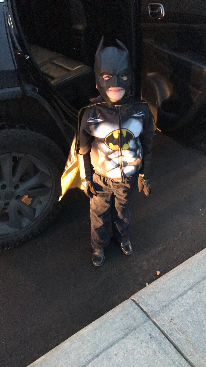 Going to school I asked him what he wanted to be when he grows up. He said me! I think he thinks I’m Batman. (So do I) #blessed #dadlife