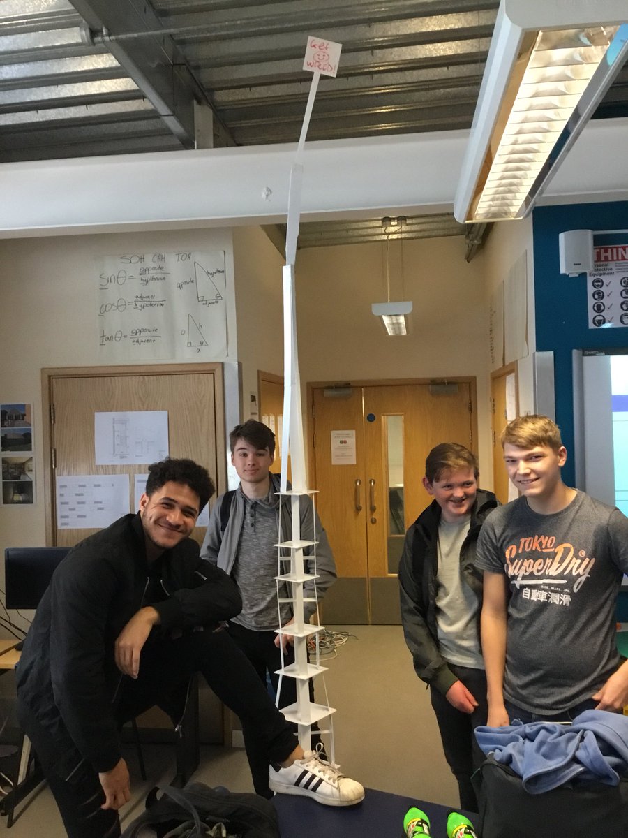 HCConstruction's tweet photo. Throwback to week 1 and the winners of our tower building competition #BTEC #Construction @HarlowCollege https://t.co/2E7GltkeDX