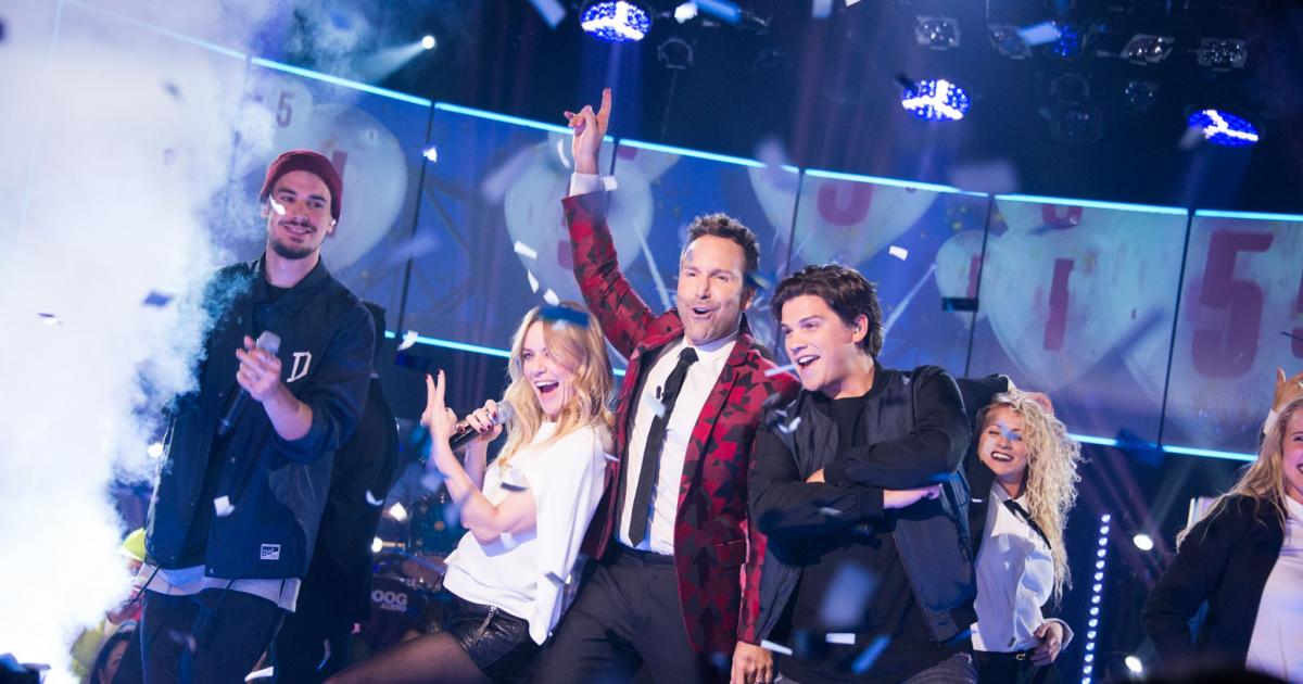NIGHTLIFEMag's tweet photo. Groupe V suspend l'émission #EnModeSalvail suite aux dénonciations de ce matin #EricSalvail https://t.co/rupxGUNxgd https://t.co/TbASvyVZpJ