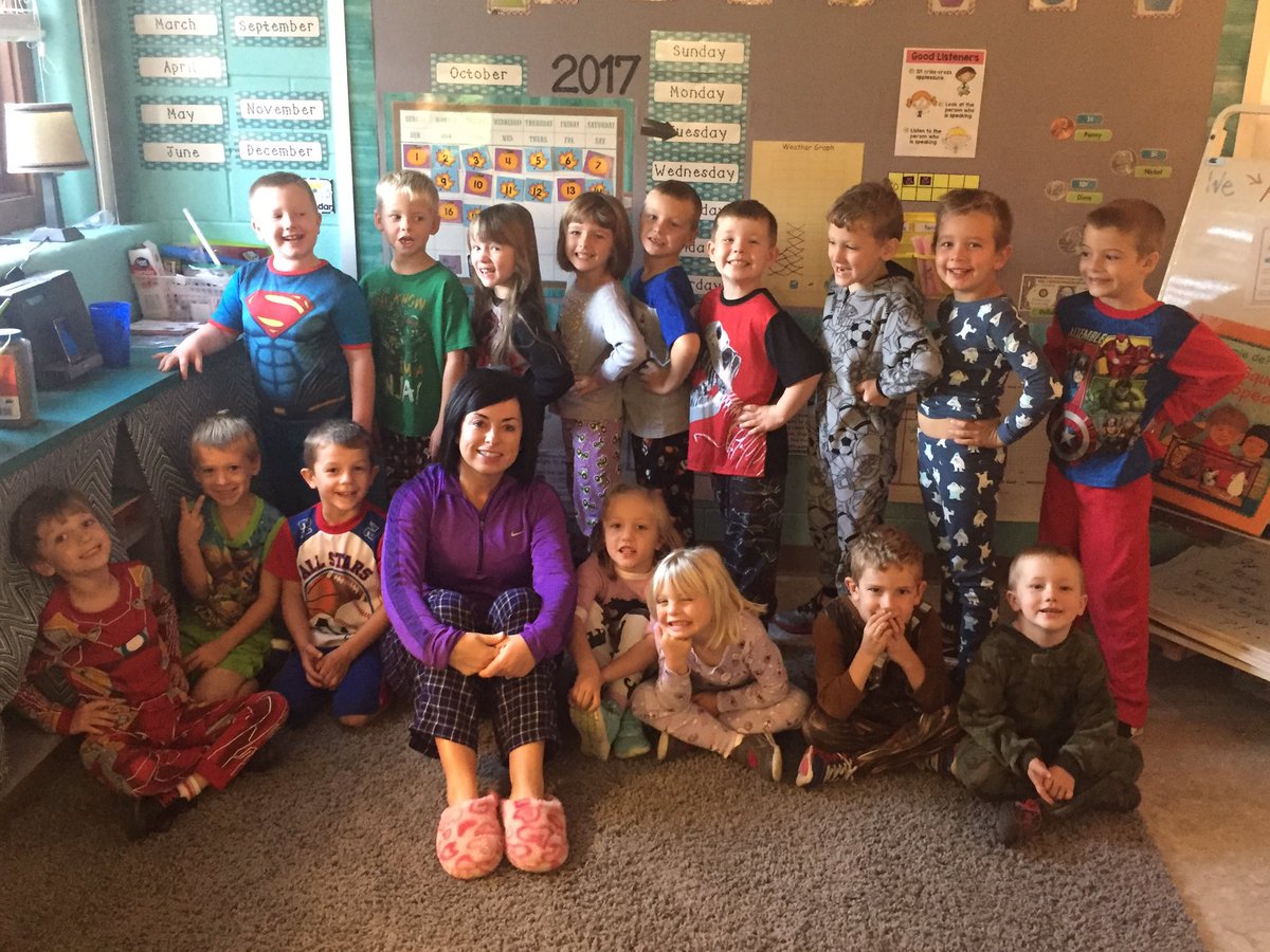 fgskindergarten's tweet photo. Who doesn't love wearing pj's to work? Way to go kindergarten!
@usd380 
#wildcatway #fulljar https://t.co/GdZ1kXXnC3