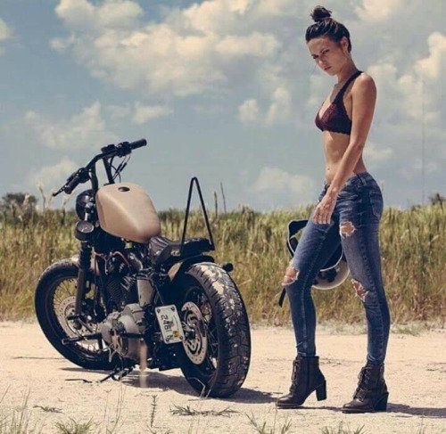 DKCustom1's tweet photo. #DKCustom #CoilRelo #PlateRelo #BeefyStruts #SpeedoRelo #BikerBabe #BikerChick #HarleyDavidson #Sportster #LiveToRide #FTW https://t.co/QNiduN27aQ