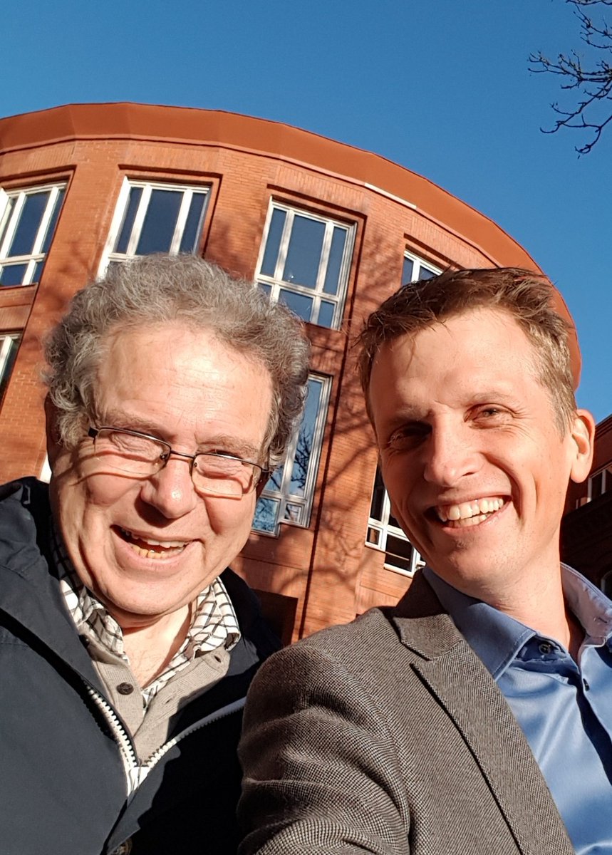 Bjorn_Linder's tweet photo. Idag har Jan Turvall på sin 70-årsdag varit hos oss och föreläst om den nya Kommunallagen. Blev tårta till eftermiddagskaffet. https://t.co/Noihib0Rhw