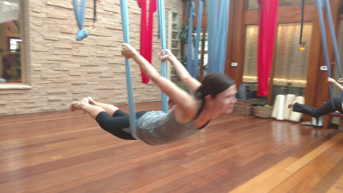 ConnieLittle's tweet photo. Enjoyed #aerialyoga and relaxing at the spa #theprincess in Scottsdale. Beautiful resort. https://t.co/McNz2drSk3