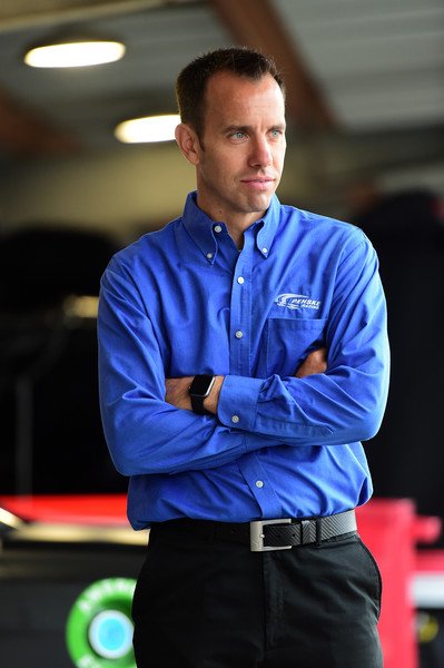 GirlyWithATwist's tweet photo. Well... my day just got brighter. Nice picture of Paul Wolfe! #2Leader https://t.co/XIIwNpvNlQ