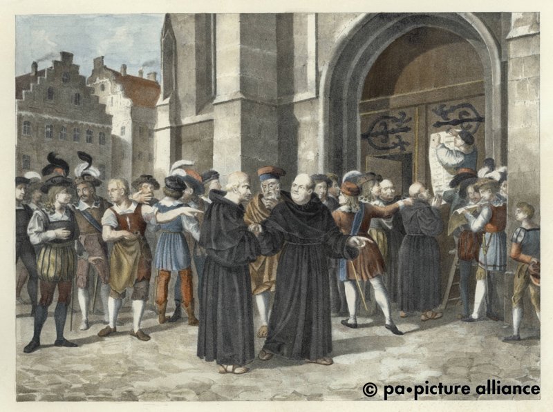 L0gg0l's tweet photo. 500 years ago, Dr. Martinus Luther posted a thread containing 95 tweets https://t.co/FCYkLbX6k4 (pic: @dpa)