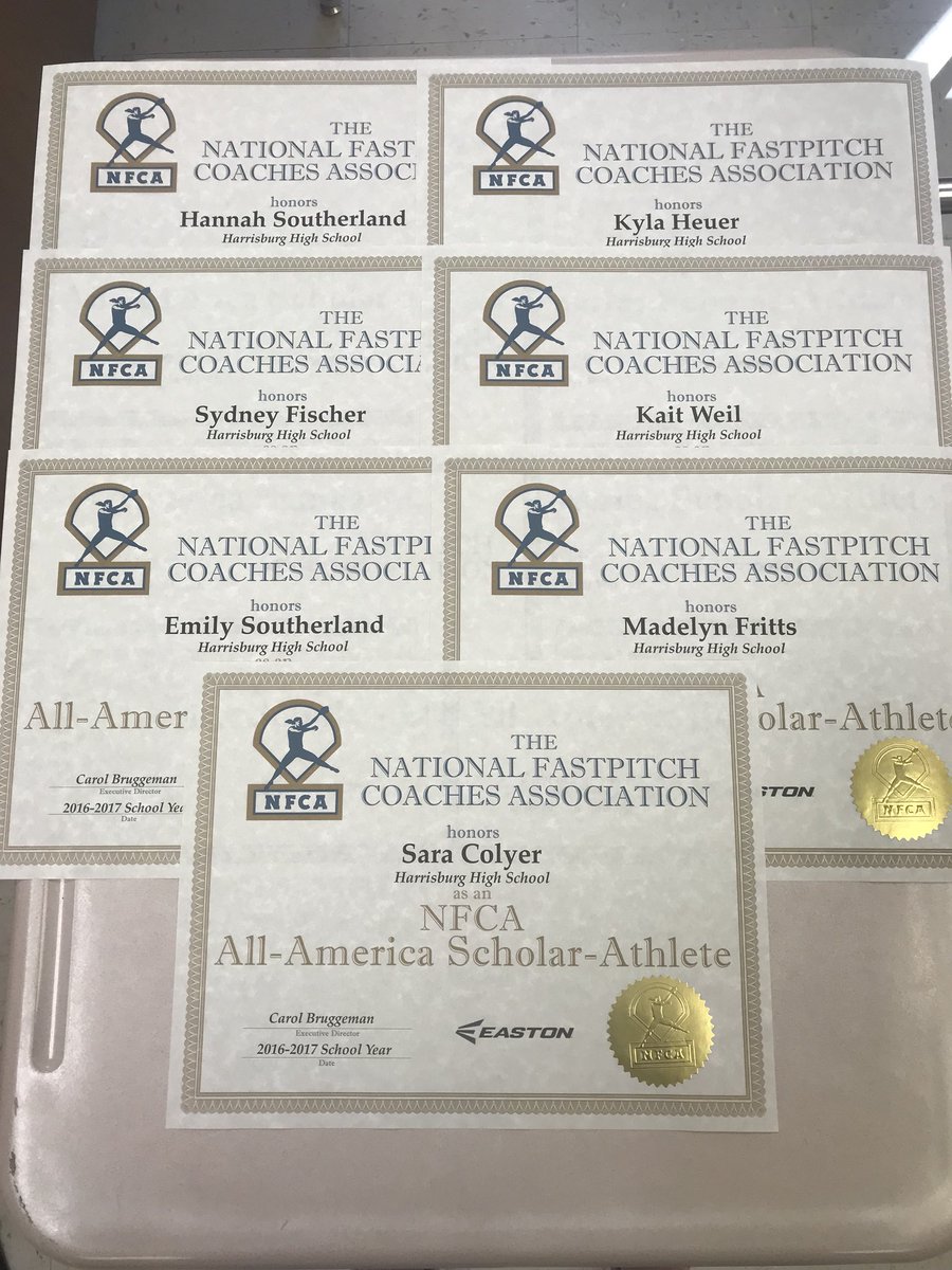 BulldogCleats's tweet photo. Extremely proud of my student-athletes from the 2016-17 softball team. @NFCAorg All-America Scholar-Athletes. https://t.co/ELtv6HVJxI