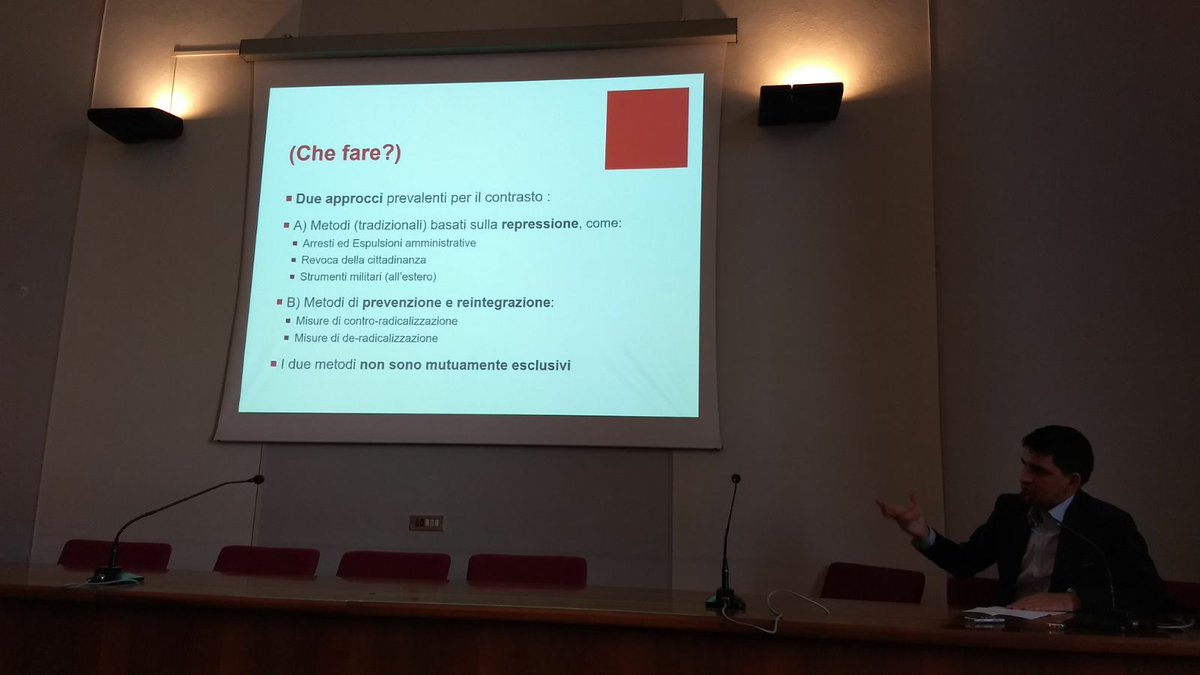 WeekSoc2017_PV's tweet photo. And so What? @f_marone @WeekSoc2017 @unipv #WeekSoc2017 #PaviaSoc2017 https://t.co/oMdPUrqcND