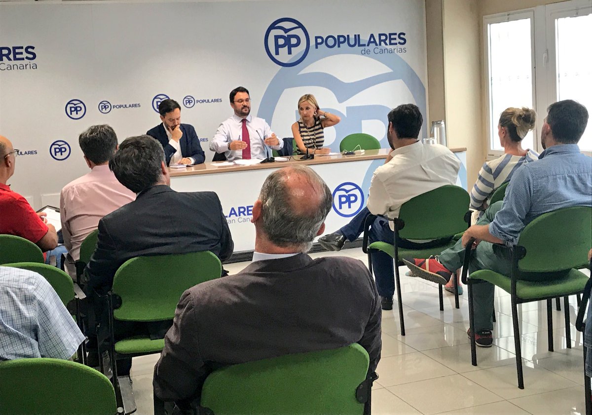 ppfuerteventura's tweet photo. Reunido el Comité de Dirección de @ppdecanarias presidido por @asierantona con temas como #PGCAC2018 y agenda de nuestro partido #CDAPP https://t.co/wlp2pPW0YA