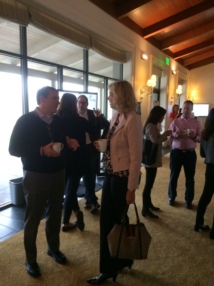 JGoveMercer's tweet photo. #MercerSynthesis is rolling already - clients and colleagues exchanging views on disrupting and innovation! https://t.co/NX3ioNYOmL