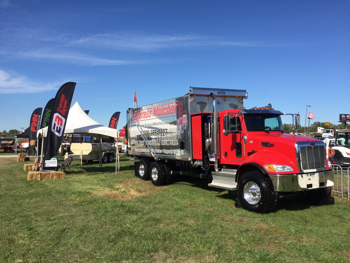 ExpressBlower1's tweet photo. Ready for tomorrow's opening day at #GIEEXPO! Stop by & talk to Jason about #ExpressMulcher in the @FinnCorporation/ExpressBlower demo area. https://t.co/i7KRITQ9v6
