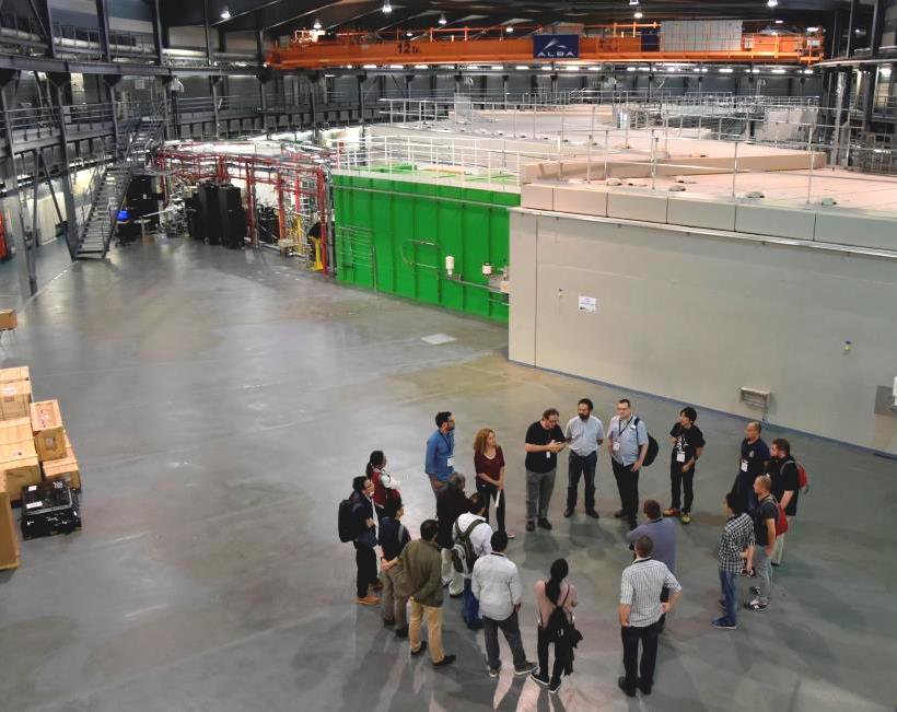 ALBAsynchrotron's tweet photo. #LLRF2017 #workshop visiting #ALBAsynchrotron 📸💫
#RFsystem #synchrotron #visitaALBA #SincrotrónALBA #SincrotróALBA https://t.co/ZfEAOJroWh