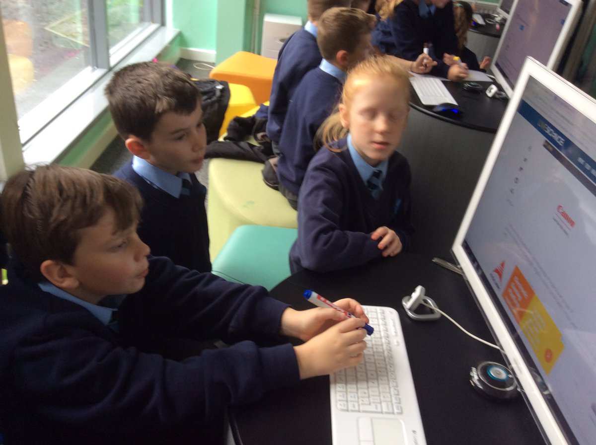 GSHS_transition's tweet image. Holystone's got SOLE!